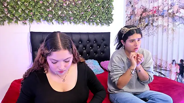 valeria and zoe online show from 21, 5, 2026