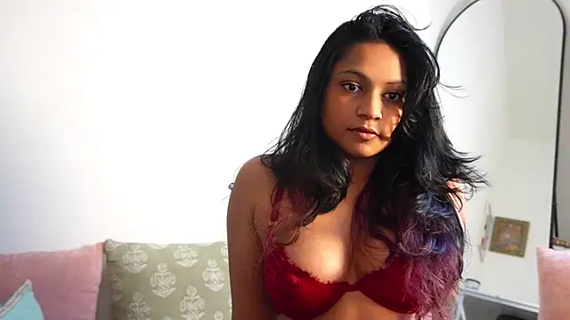 itsjustzara online show from 4, 3, 2026