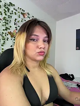 aurora bela online show from 24, 3, 2026