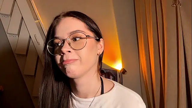 DebraSchneider online show from 1, 3, 2026