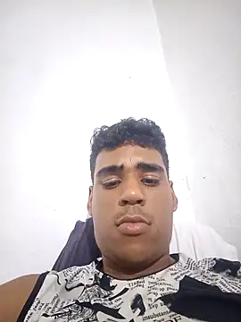 luis230436 online show from 22, 4, 2026