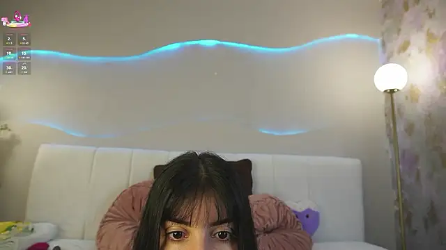 ValeryMoonx online show from 4, 3, 2026