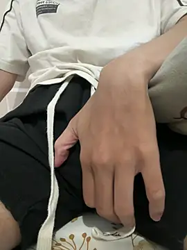 DuckDuyy online show from 5, 4, 2026