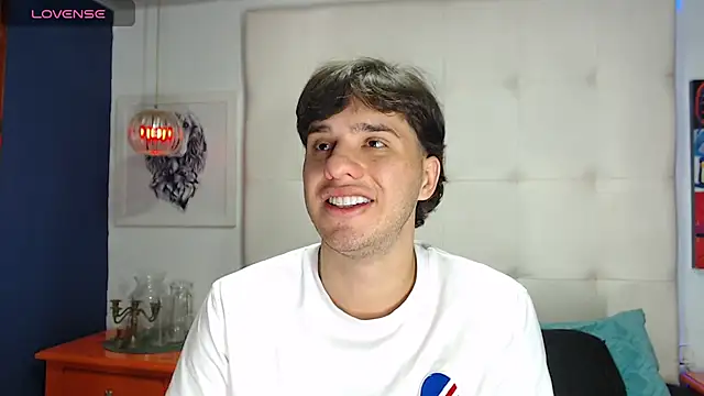 EXCLUSIVE8 online show from 24, 3, 2026