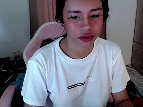 Maxinelove1 online show from 29, 6, 2026