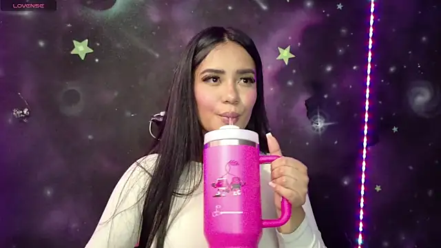 ValentinaRojass  online show from 8, 5, 2026