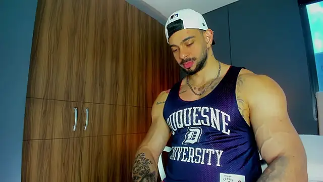 massimo visconti online show from 16, 4, 2026