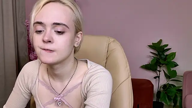 Bambi Bloom online show from 26, 3, 2026