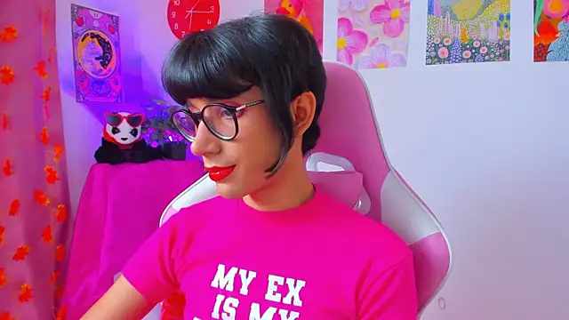 Madeline 21 online show from 4, 4, 2026