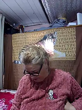 momismilf544 online show from 16, 5, 2026