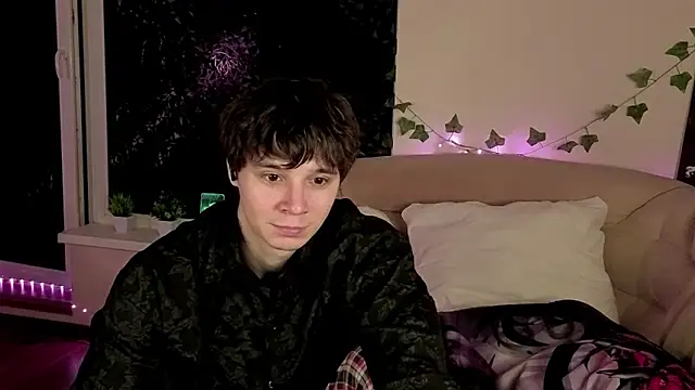 AnthonyCuutie online show from 18, 4, 2026