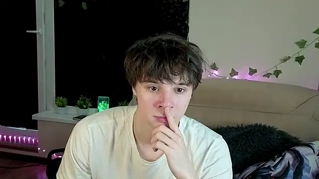 AnthonyCuutie online show from 22, 4, 2026