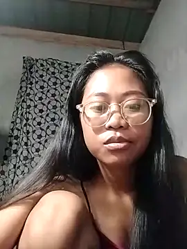 Snapshot of angelpinay44 chatting on 29, 3, 2026 angelpinay44 online show from 29, 3, 2026