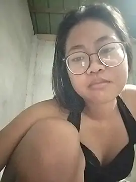 Snapshot of angelpinay44 chatting on 3, 7, 2026 angelpinay44 online show from 3, 7, 2026