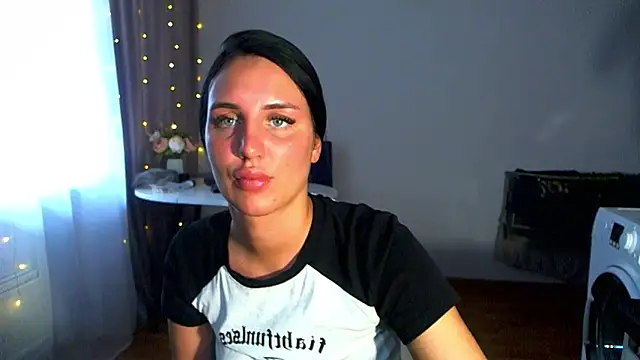 imvika online show from 15, 4, 2026