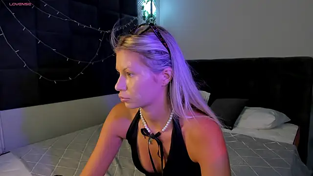 Sidny Beth online show from 23, 7, 2026