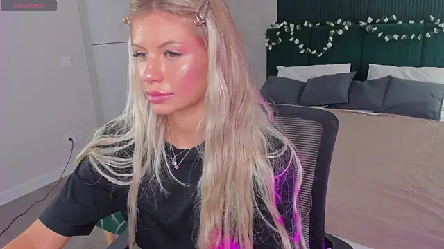 Sidny Beth online show from 30, 7, 2026
