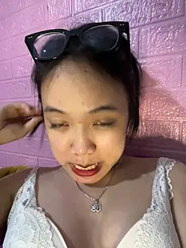 Leeeeiu online show from 5, 3, 2026