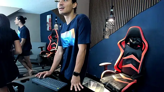 AbbyLoius online show from 29, 3, 2026