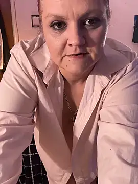 Snapshot of LoveMohr24 chatting on 4, 3, 2026 LoveMohr24 online show from 4, 3, 2026