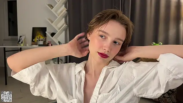 Snapshot of Lolatatee chatting on 3, 7, 2026 Lolatatee online show from 3, 7, 2026