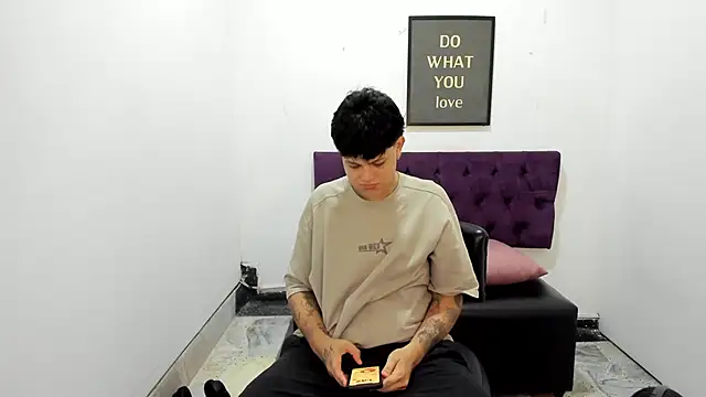 TomBoy Natali online show from 1, 4, 2026