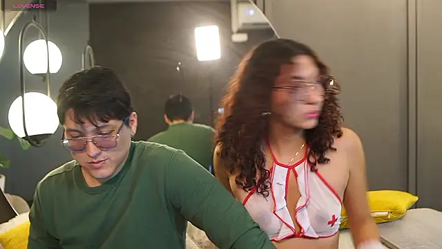 Mia and Belmonth online show from 21, 3, 2026