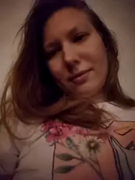 August Shine online show from 1, 4, 2026