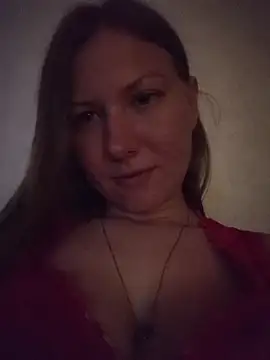 August Shine online show from 21, 5, 2026
