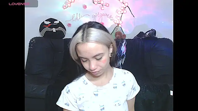 sweet molly420 online show from 3, 7, 2026