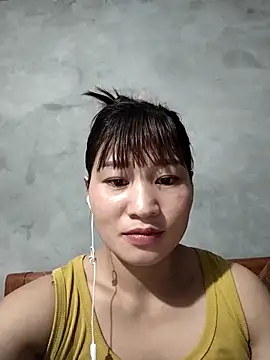 Lilinn  online show from 17, 4, 2026