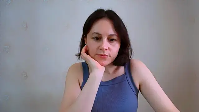 Inessa beauty online show from 3, 6, 2026