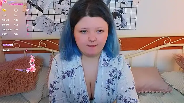 Snapshot of Lunaar_ chatting on 4, 5, 2026 Lunaar online show from 4, 5, 2026