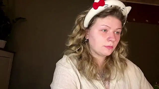 YoungAlina online show from 15, 4, 2026