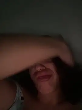 Snapshot of MommySexxy23 chatting on 28, 3, 2026 MommySexxy23 online show from 28, 3, 2026