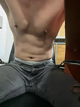 exhibition08 online show from 16, 4, 2026