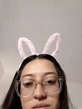 EvaMark  online show from 7, 4, 2026