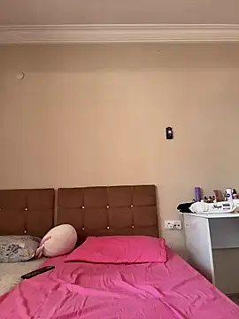 Snapshot of emree-pelinn chatting on 2, 3, 2026 emree-pelinn online show from 2, 3, 2026