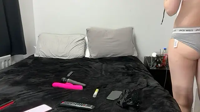 Snapshot of XJasmin0402X chatting on 11, 5, 2026 XJasmin0402X online show from 11, 5, 2026