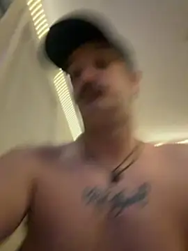 PoundedCajunGuy93 online show from 13, 5, 2026