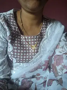 Snapshot of Couple_hot999 chatting on 29, 4, 2026 Couple hot999 online show from 29, 4, 2026