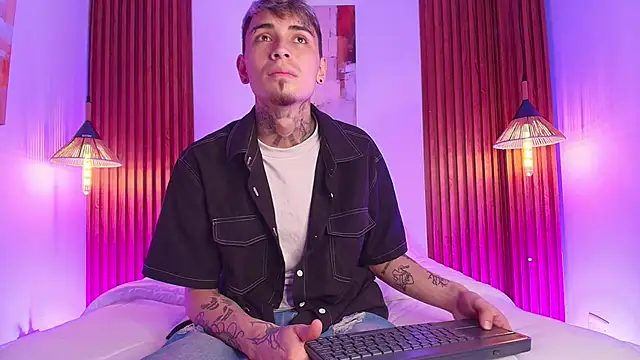 Max Hader  online show from 12, 3, 2026