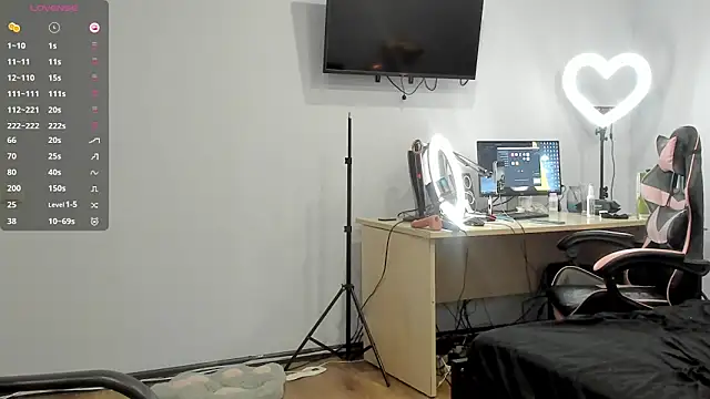 Mary Blu online show from 10, 10, 2025