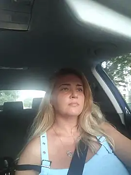 MellanieBliss online show from 13, 7, 2026