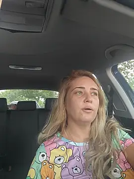 MellanieBliss online show from 22, 7, 2026
