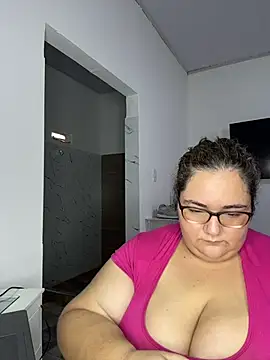 Snapshot of marianacooper12 chatting on 3, 3, 2026 marianacooper12 online show from 3, 3, 2026