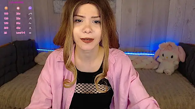 llittle-peachh online show from 14, 4, 2026