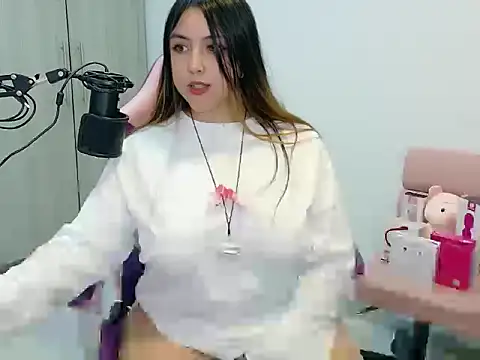 SarahMoonXO online show from 10, 3, 2026