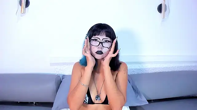 KleoLennox online show from 31, 3, 2026