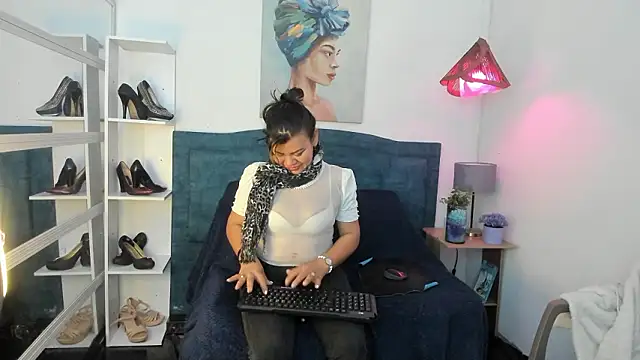 KiaraXMilf online show from 22, 3, 2026